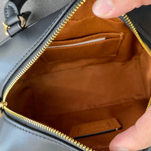 Load image into Gallery viewer, COACH SATCHEL CROSSBODY IN TAN BLACK CW197