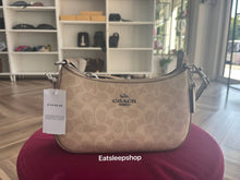 Load image into Gallery viewer, COACH TERI SHOULDER BAG IN SIGNATURE CANVAS (CV933 SVPWH) IN SAND TAUPE
