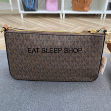 Load image into Gallery viewer, MICHAEL KORS JET SET TRAVEL SMALL CROSSBODY WITH TECH ATTACHED IN SIGNATURE BROWN