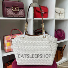 Load image into Gallery viewer, MK JET SET TRAVEL LARGE CHAIN SHOULDER TOTE IN SIGNATURE VANILLA