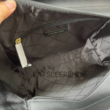 Load image into Gallery viewer, MK JET SET TRAVEL LARGE CHAIN SHOULDER TOTE IN BLACK