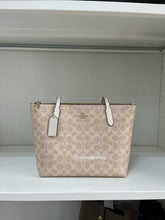 Load image into Gallery viewer, COACH FIONA ZIP TOTE BAG CBT18 IN SAND CHALK