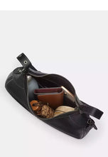 Load image into Gallery viewer, COACH ELLA SHOULDER LEATHER IN BLACK