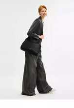 Load image into Gallery viewer, COACH ELLA SHOULDER LEATHER IN BLACK