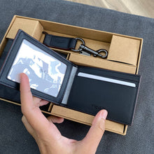 Load image into Gallery viewer, COACH BOXED 3 IN 1 WALLET GIFT SET IN SIGNATURE CANVAS (COACH CS434) BLACK/BLACK/OXBLOOD