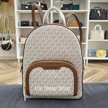 Load image into Gallery viewer, MICHAEL KORS JAYCEE BACKPACK MEDIUM SIGNATURE IN VANILLA