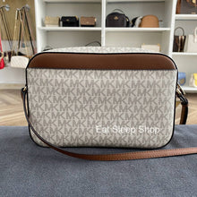 Load image into Gallery viewer, MICHAEL KORS JET SET ITEM LARGE EW ZIP CHAIN CROSSBODY SIGNATURE IN VANILLA