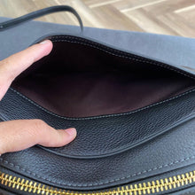 Load image into Gallery viewer, COACH JAMIE CAMERA BAG CR110 IN BLACK