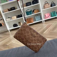 Load image into Gallery viewer, COACH LARGE CORNER ZIP WRISTLET SIGNATURE CANVAS CZ277 IN TAN BROWN