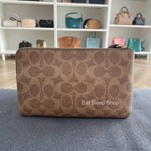 Load image into Gallery viewer, COACH LARGE CORNER ZIP WRISTLET SIGNATURE CANVAS CZ277 IN TAN BROWN