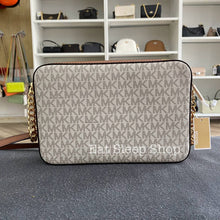 Load image into Gallery viewer, MICHAEL KORS JET SET ITEM  LARGE EW CROSSBODY SIGNATURE IN VANILLA (NO CHAIN INFRONT)