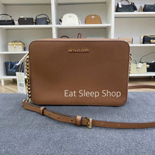 Load image into Gallery viewer, MICHAEL KORS JET SET ITEM LARGE EW CROSSBODY IN LUGGAGE (NO CHAIN INFRONT)
