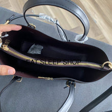 Load image into Gallery viewer, COACH MOLLIE TOTE 25 SIGNATURE CANVAS CV965 IN IM/WALNUT BLACK