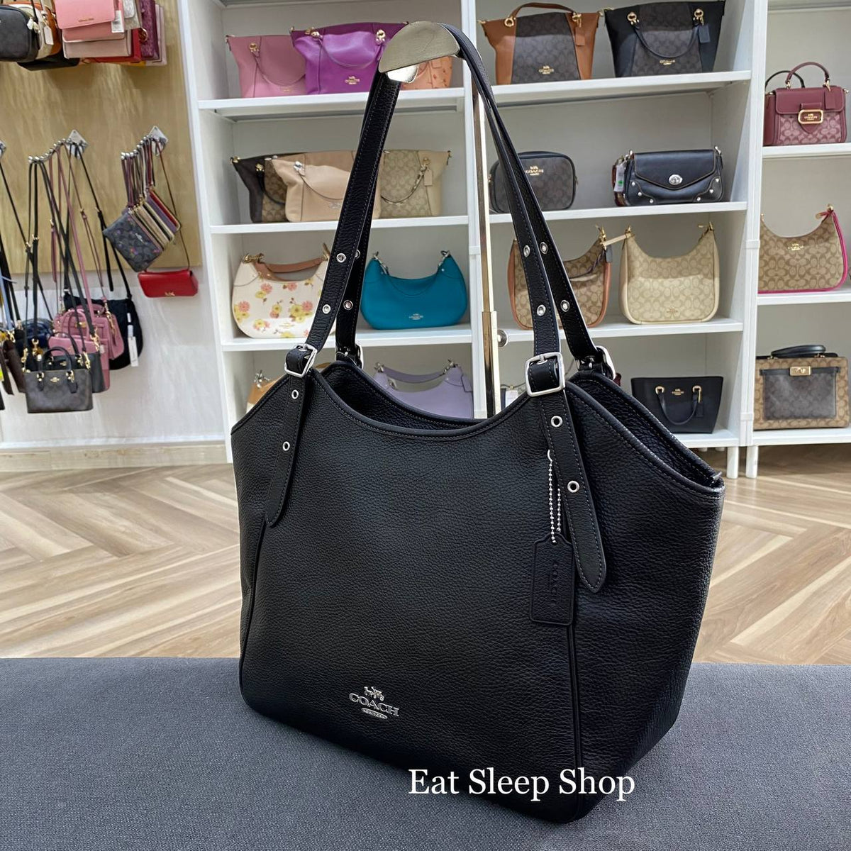 Coach black leather outlet handbag