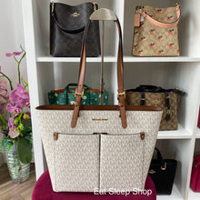 Load image into Gallery viewer, MICHAEL KORS JET SET TRAVEL MEDIUM DOUBLE POCKET TOTE IN SIGNATURE VANILLA