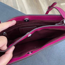 Load image into Gallery viewer, COACH PENELOPE SHOULDER BAG CO952 IN SILVER/BRIGHT VIOLET