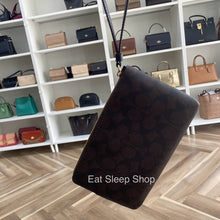 Load image into Gallery viewer, COACH LARGE CORNER ZIP WRISTLET SIGNATURE CANVAS CZ277 IN WALNUT BLACK