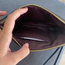 Load image into Gallery viewer, COACH LARGE CORNER ZIP WRISTLET SIGNATURE CANVAS CZ277 IN WALNUT BLACK