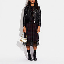 Load image into Gallery viewer, COACH SWINGER 20 METALIC SOFT GOLD C6746