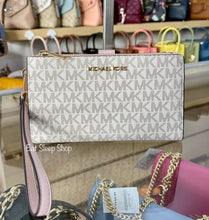 Load image into Gallery viewer, MICHAEL KORS JET SET TRAVEL LARGE DOUBLE ZIP WRISTLET WALLET SIGNATURE IN VANILLA POWDER BLUSH