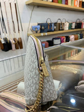 Load image into Gallery viewer, MICHAEL KORS MEDIUM DOME XCROSS CROSSBODY SIGNATURE IN VANILLA/ POWDER BLUSH