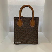 Load image into Gallery viewer, MICHAEL KORS MERCER XS CROSSBODY SIGNATURE IN BROWN