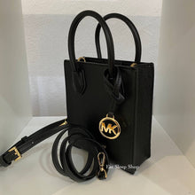 Load image into Gallery viewer, MICHAEL KORS MERCER XS CROSSBODY LEATHER IN BLACK