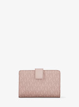 Load image into Gallery viewer, MICHAEL KORS JET SET TRAVEL MEDIUM BIFOLD ZIP COIN WALLET IN SIGNATURE POWDER BLUSH
