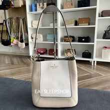 Load image into Gallery viewer, KATE SPADE LENA BUCKET BAG IN LIGHT SAND
