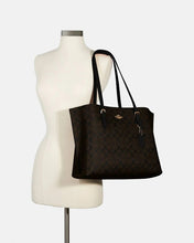 Load image into Gallery viewer, COACH MOLLIE TOTE BAG SIGNATURE CANVAS WALNUT/ BLACK CV967
