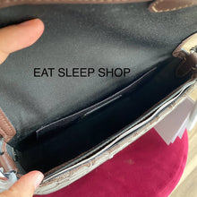 Load image into Gallery viewer, COACH AMELIA SADDLE BAG IN OAK/MAPLE CU998
