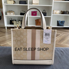 Load image into Gallery viewer, DEMPSEY TOTE 22 IN SIGNATURE JACQUARD WITH STRIPE IN LIGHT KHAKI CHALK (COACH CQ878)
