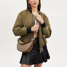 Load image into Gallery viewer, COACH ARIA SHOULDER BAG IN SIGNATURE JACQUARD (CO997)
