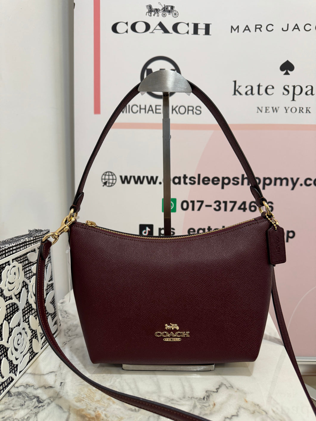 COACH ZIP TOP SHOULDER BAG (COACH CW390) GOLD/MERLOT