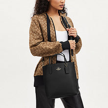 Load image into Gallery viewer, COACH SMALL THEA TOTE (COACH CP036) BLACK
