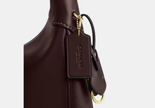Load image into Gallery viewer, COACH ELLA SHOULDER LEATHER IN ESPRESSO
