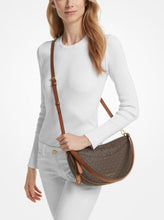 Load image into Gallery viewer, MICHAEL KORS DOVER MEDIUM IN SIGNATURE BROWN
