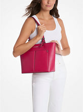 Load image into Gallery viewer, MICHAEL KORS JET SET TRAVEL MEDIUM DOUBLE POCKET TOTE IN DAK RASBERRY
