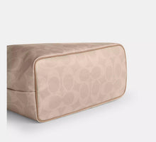 Load image into Gallery viewer, COACH LARGE CITY TOTE MAXI SIGNATURE CCD66 IN SAND TAUPE
