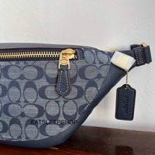 Load image into Gallery viewer, COACH WARREN BELT BAG IN SIGNATURE CHAMBRAY DENIM CG994
