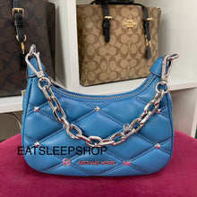 Load image into Gallery viewer, MICHAEL KORS CORA QUILTED MINI ZIP POUCHETTE  IN TEAL
