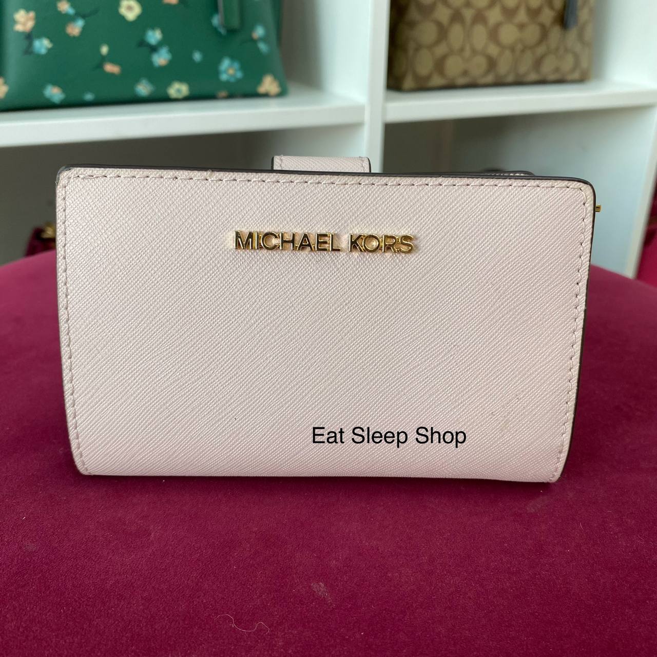 MICHAEL KORS JET SET TRAVEL MEDIUM BIFOLD ZIP COIN WALLET IN POWDER BLUSH