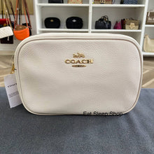 Load image into Gallery viewer, COACH JAMIE CAMERA BAG CA207 IN CHALK (DETACHABLE STRAP)
