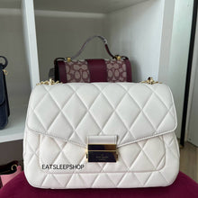Load image into Gallery viewer, KATE SPADE CAREY SMOOTH QUILTED LEATHER MEDIUM  IN PARCHMENT
