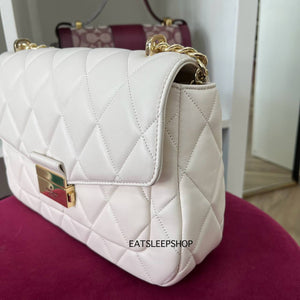 KATE SPADE CAREY SMOOTH QUILTED LEATHER MEDIUM  IN PARCHMENT