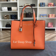 Load image into Gallery viewer, MARC JACOBS MINI GRIND TOTE BAG IN MELON
