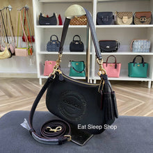 Load image into Gallery viewer, COACH TERI SHOULDER BAG WITH COACH HERITAGE IN BLACK CM084
