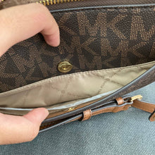 Load image into Gallery viewer, MICHAEL KORS DOVER SMALL HALF MOON CROSSBODY LEATHER IN SIGNATURE BROWN
