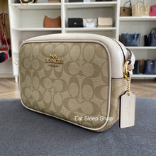 Load image into Gallery viewer, COACH JAMIE CAMERA BAG IN SIGNATURE CANVAS CR135 LIGHT KHAKI CHALK
