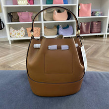 Load image into Gallery viewer, MICHAEL KORS REED MEDIUM BELT BUCKET MESSENGER IN LEATHER LUGGAGE
